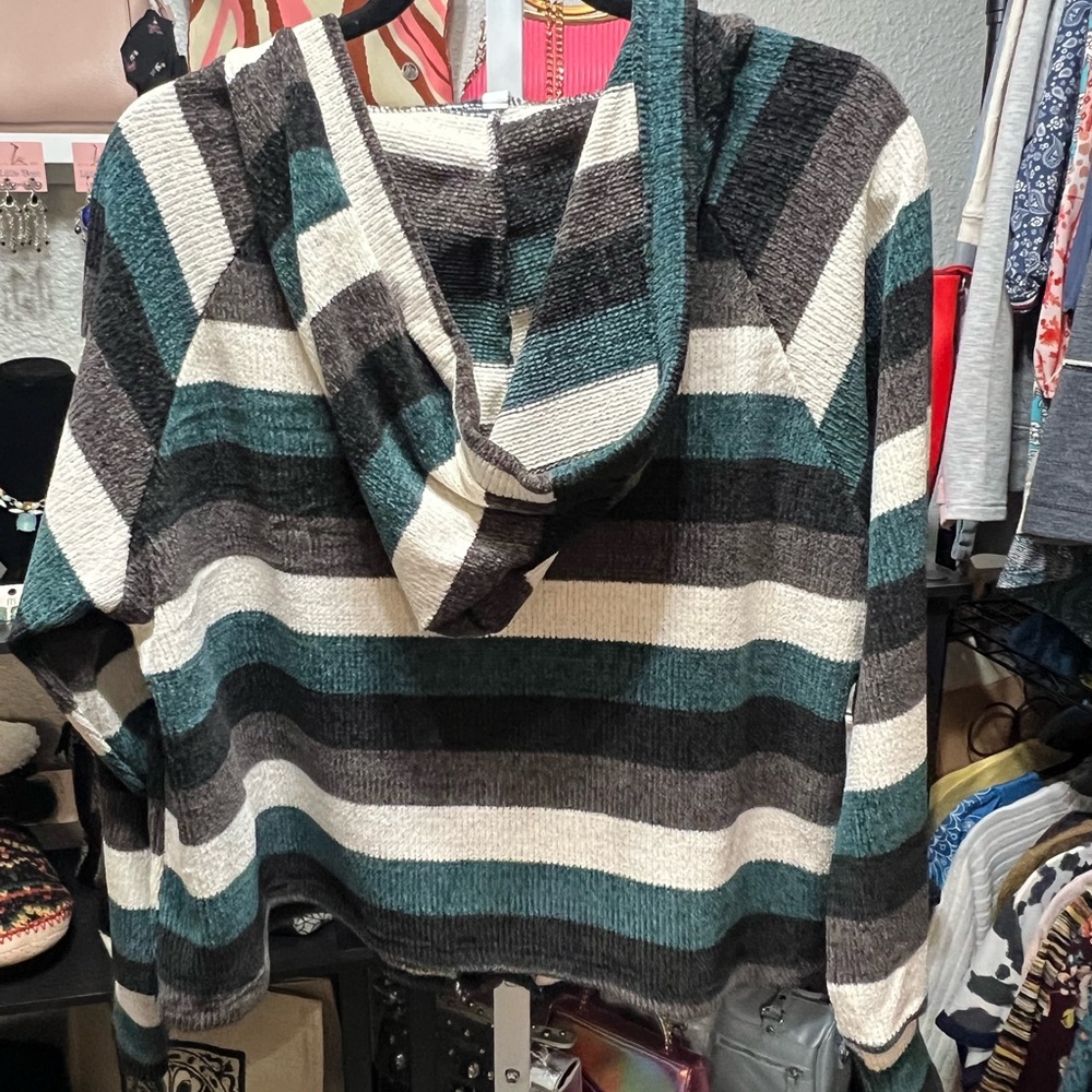 Haute Fox Striped Button-Up Sweater - Picture 4 of 6